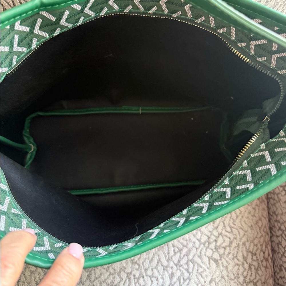Popular geometric pattern green bag - Picture 2 of 4